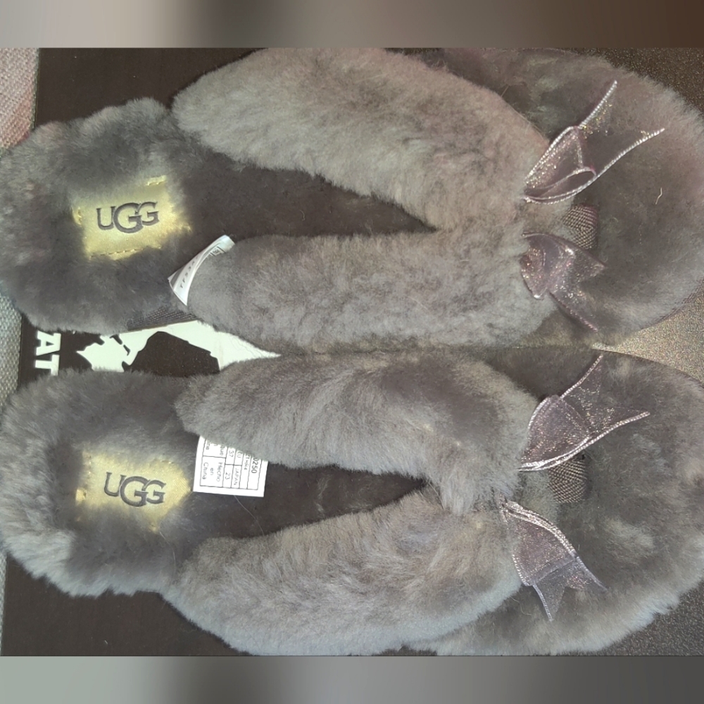 UGG Grey Slides Size 6